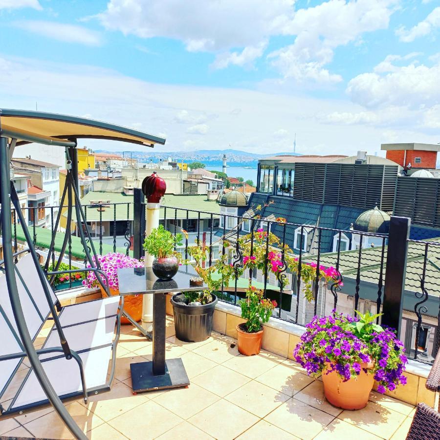Agora Hostel Istanbul Exterior photo
